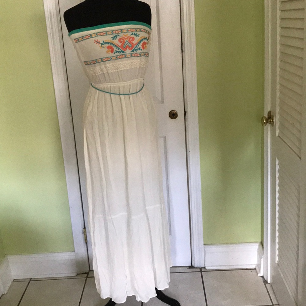 Flying tomato maxi dress